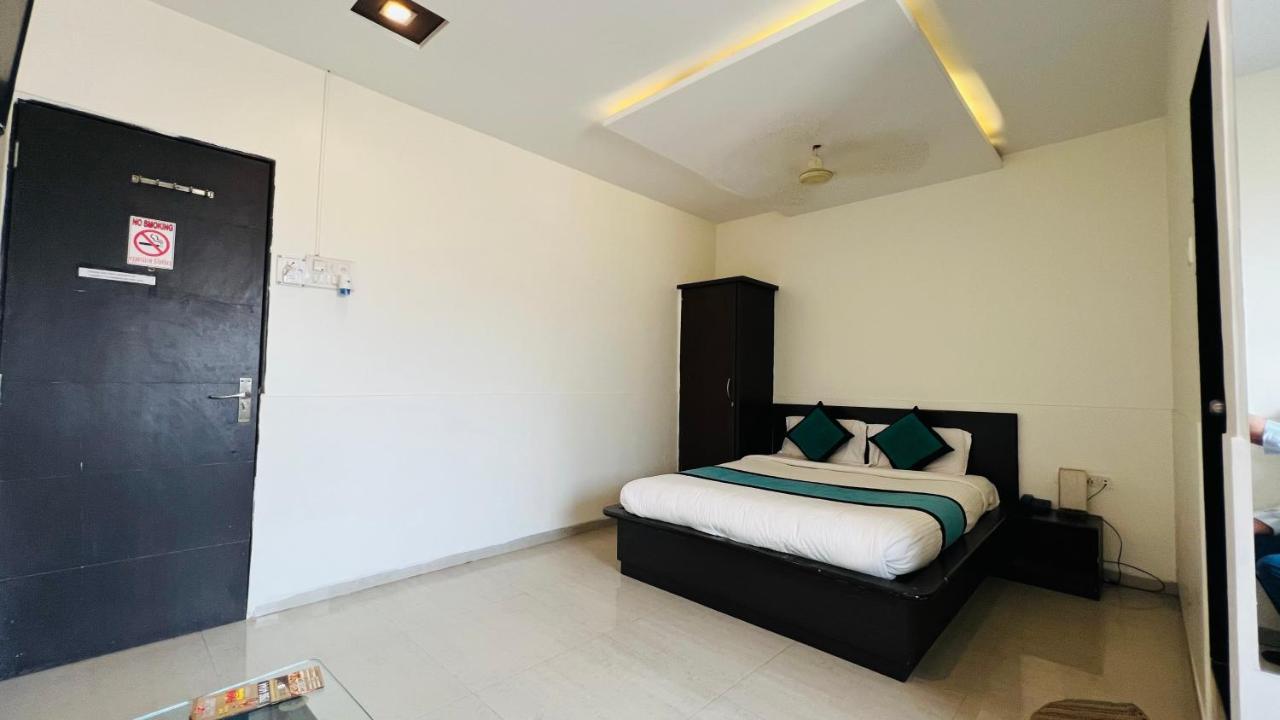 Farm House Residency Васаи Экстерьер фото